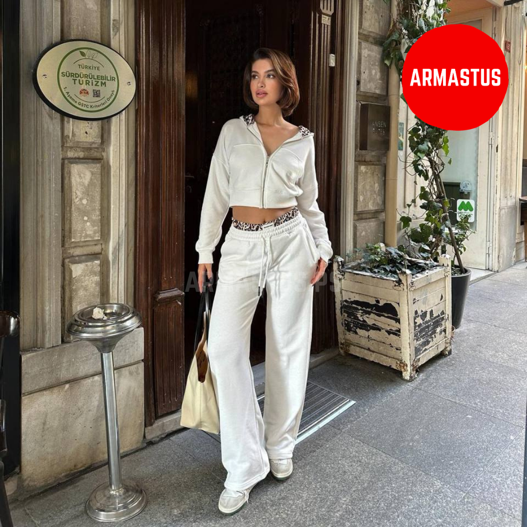 Two Piece Set