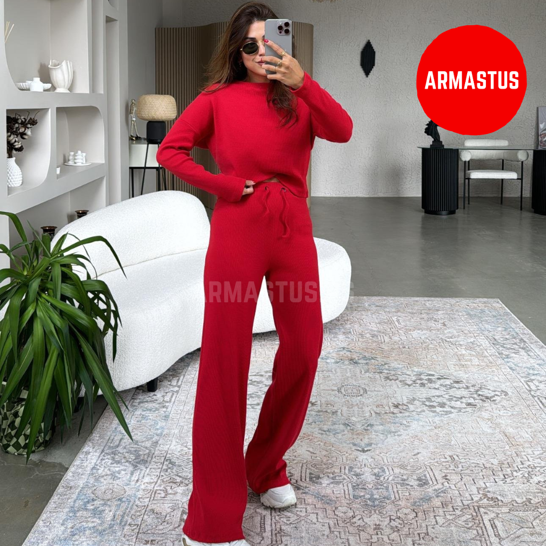 Two Piece Set