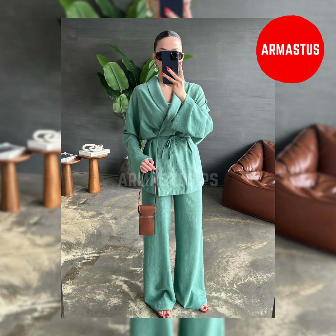 Two Piece Set