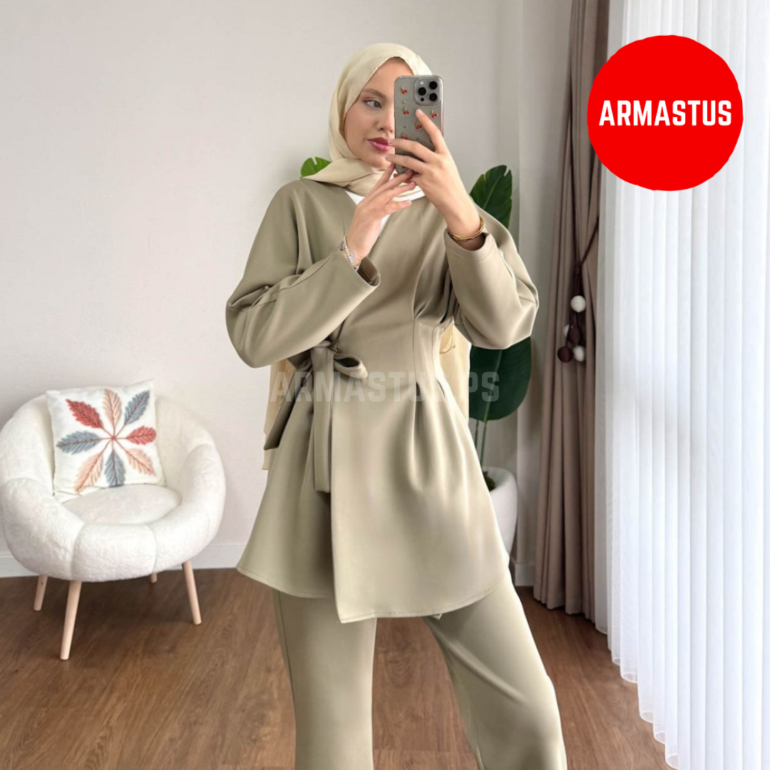 Two Piece Set