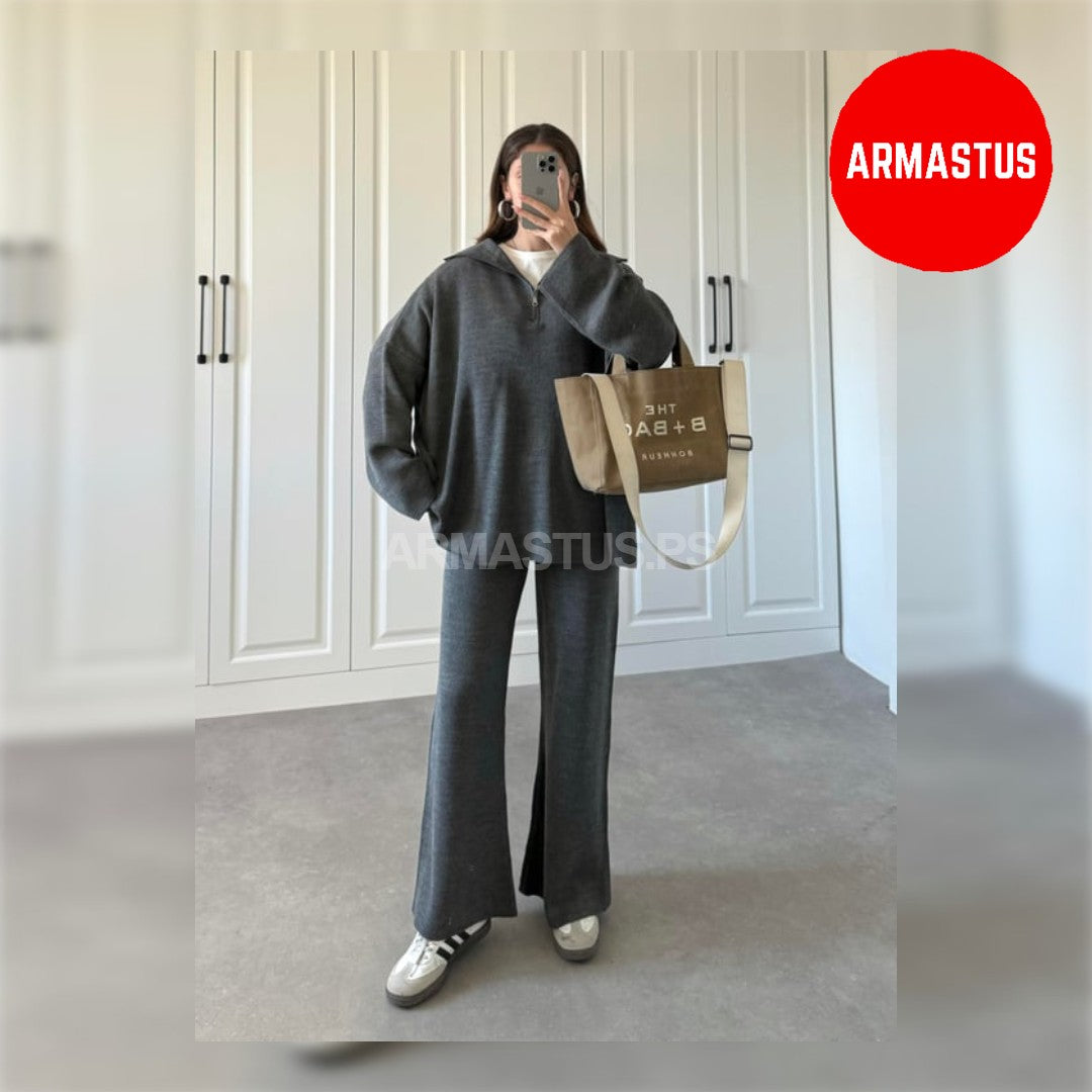 Two Piece Set