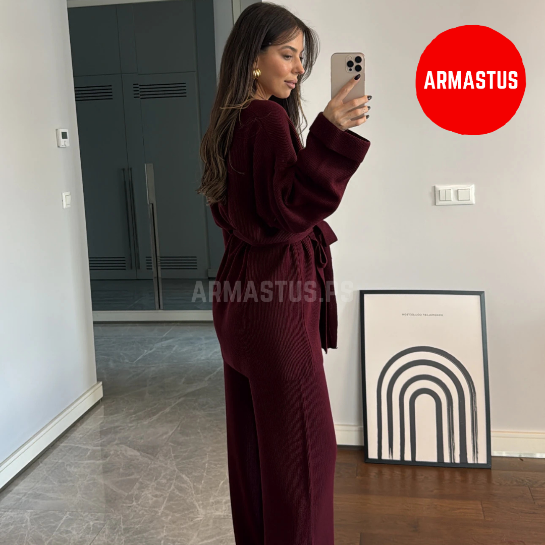 Two Piece Set