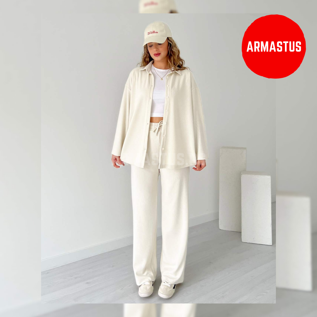 Two Piece Set