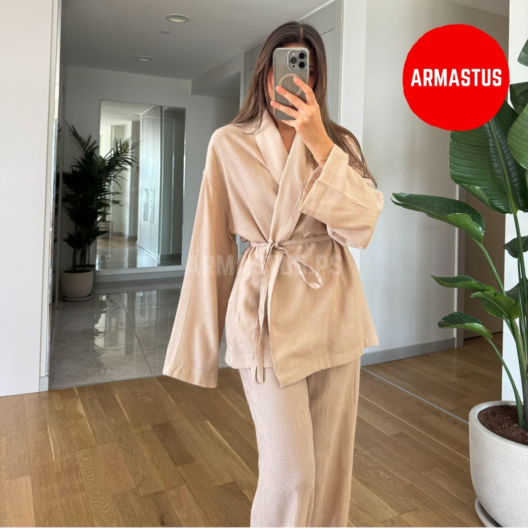 Two Piece Set
