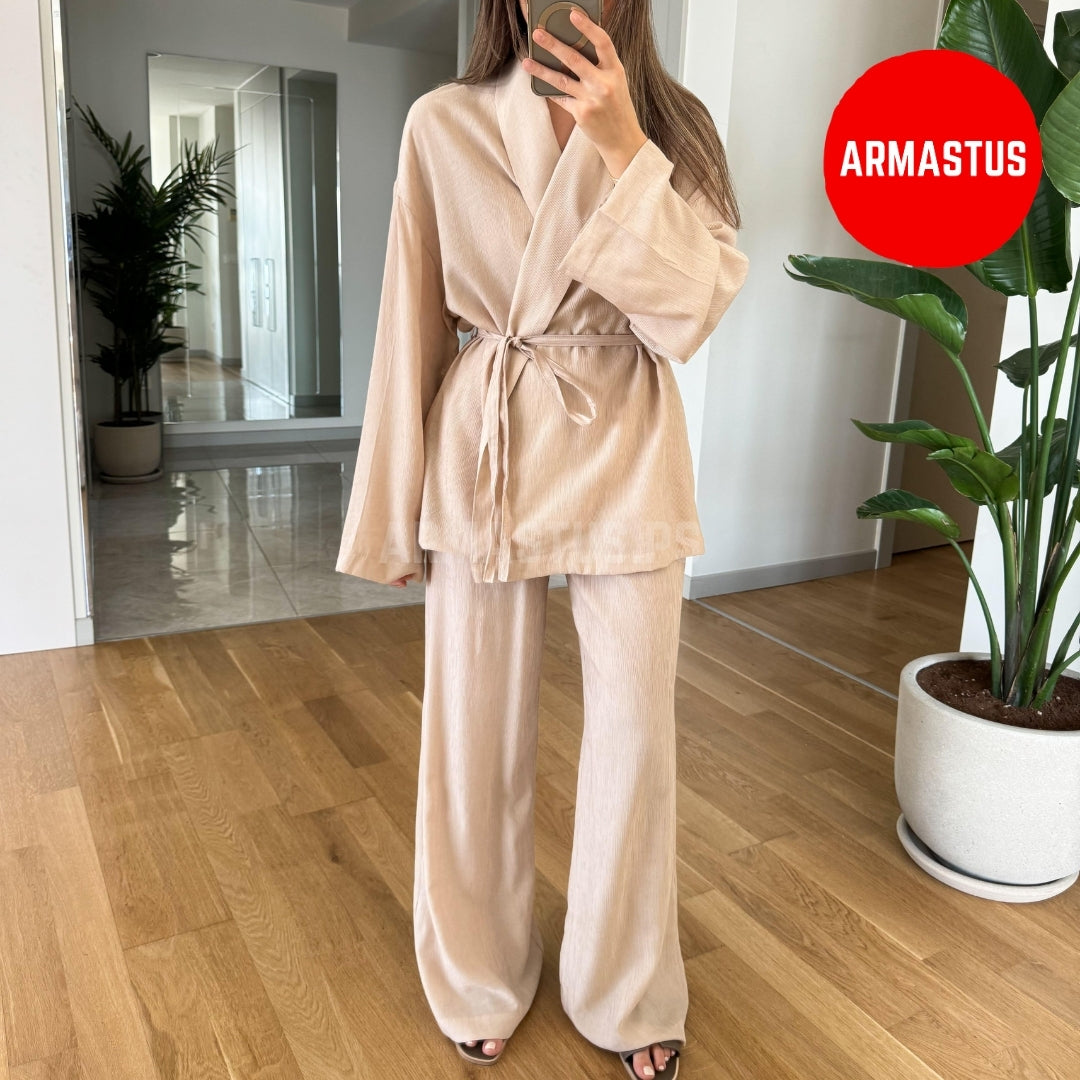 Two Piece Set