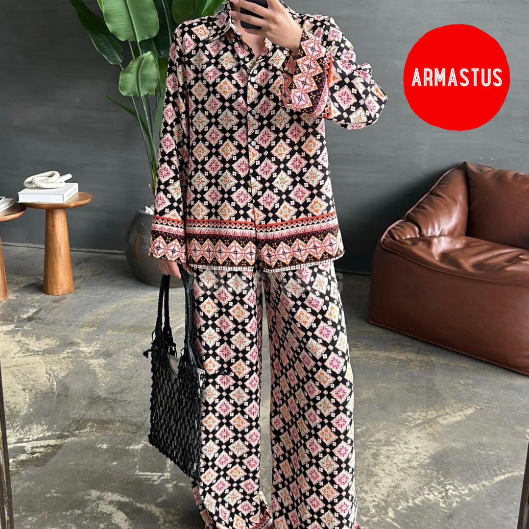 Two Piece Set