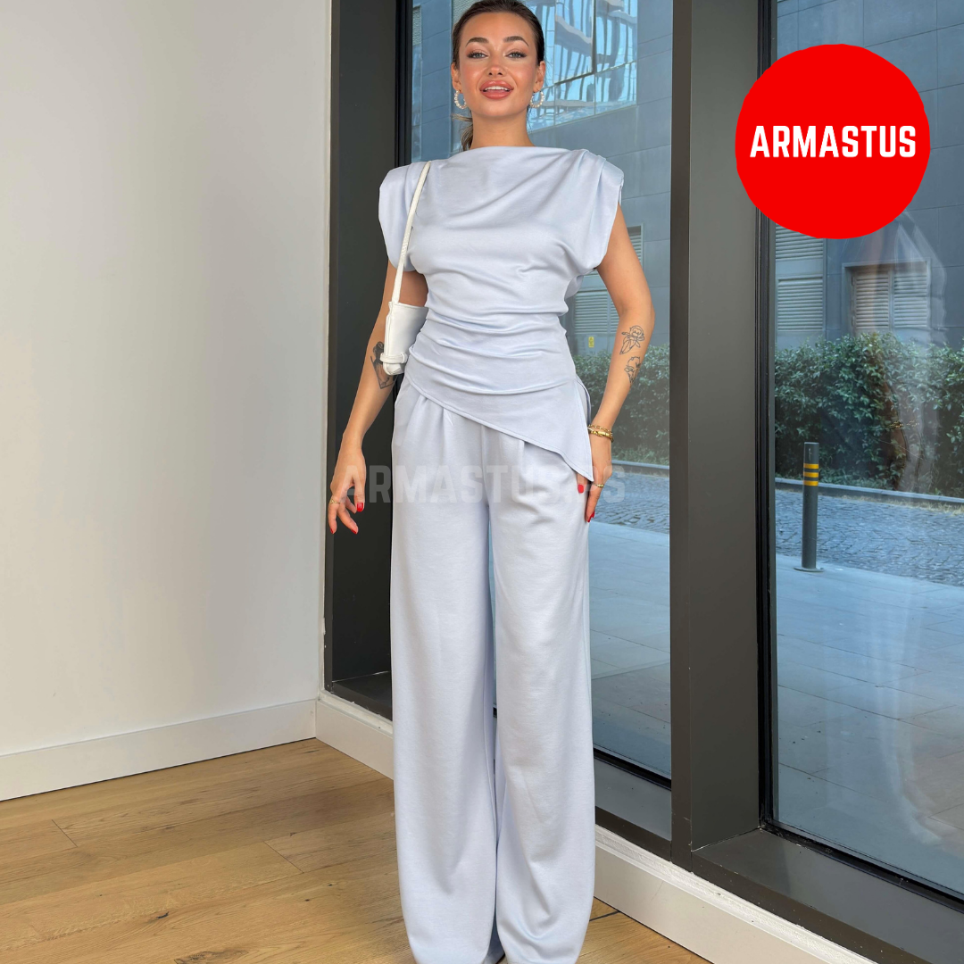 Two Piece Set