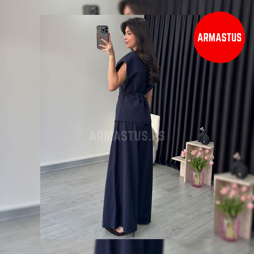 Two Piece Set