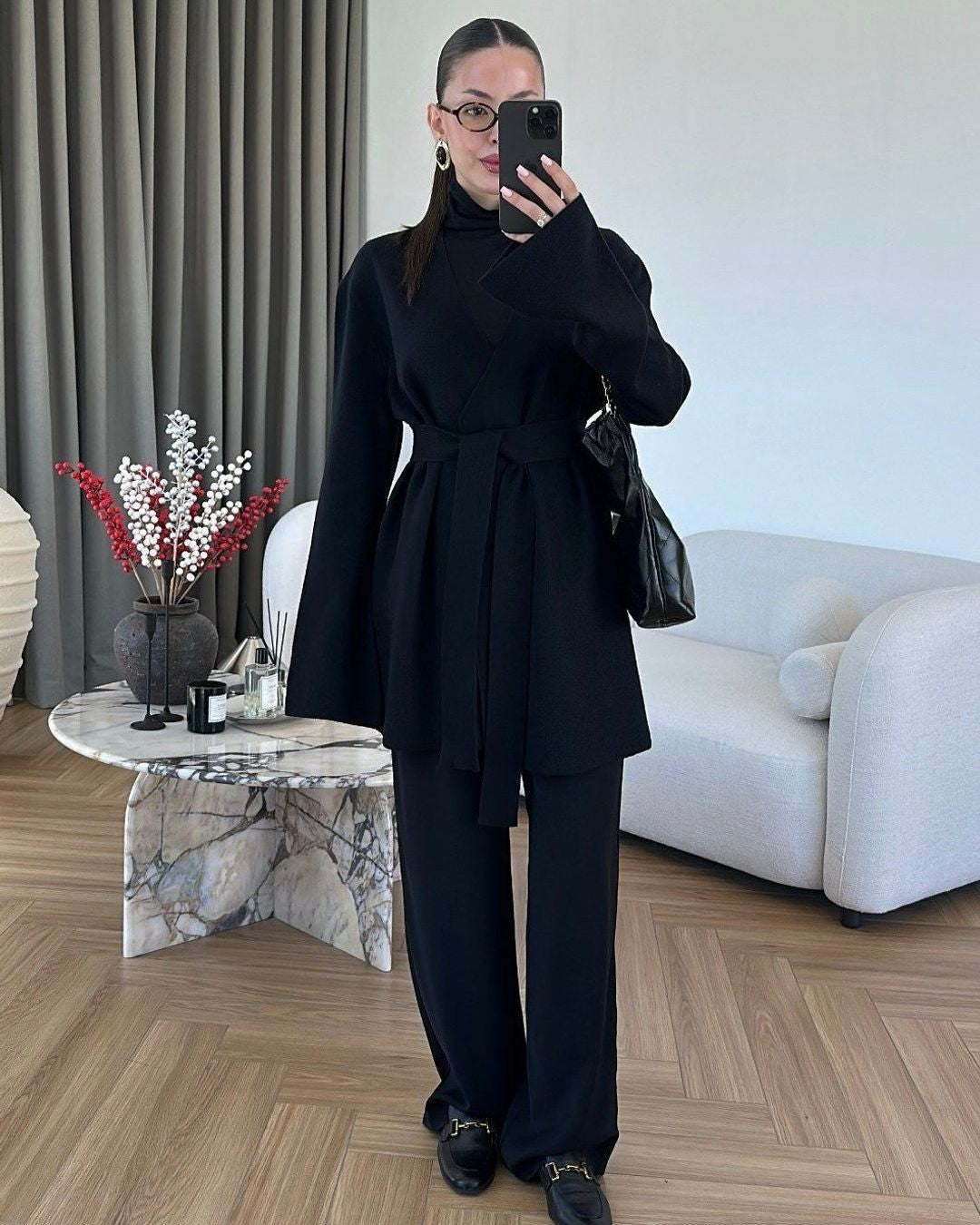 Cardigan - Black - front view