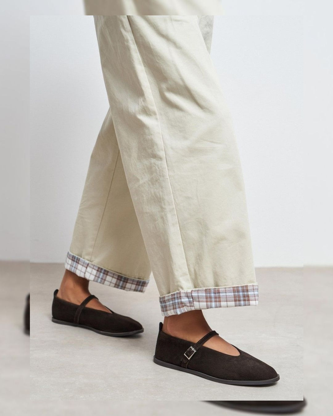Footwear - Brown - side view