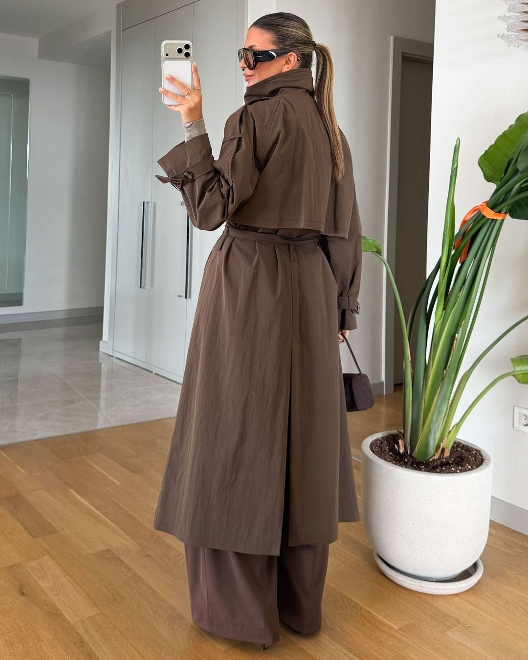 Perfect Fall Trenchcoat + Belt - Brown - back view