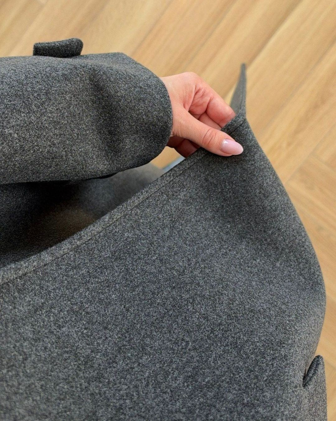 Jacket + Belt - Dark Grey - detail