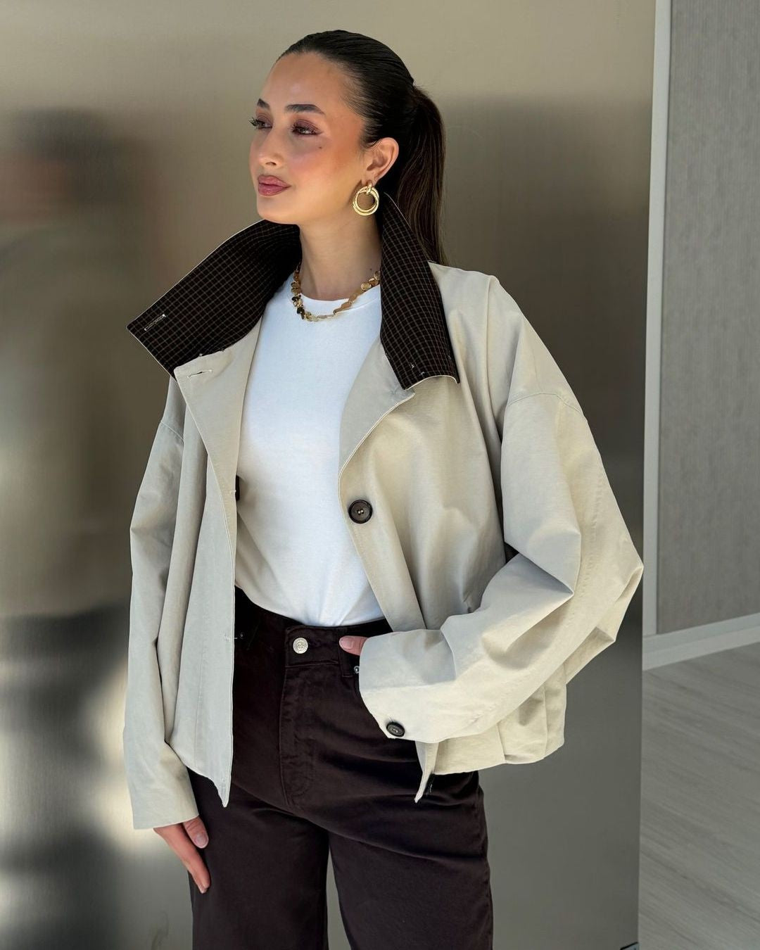Jacket - Beige - three-quarter view