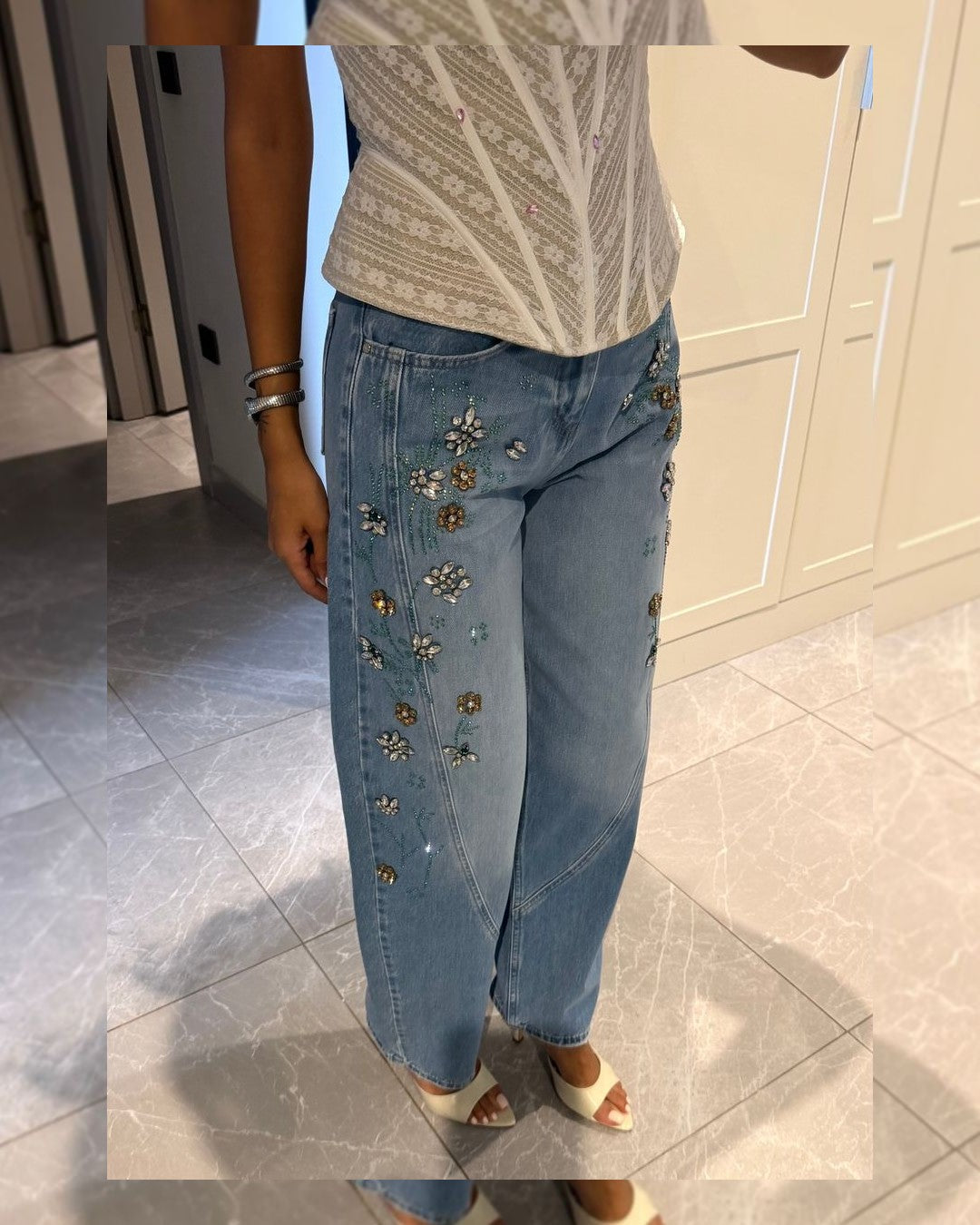 Jeans - Denim - three-quarter view