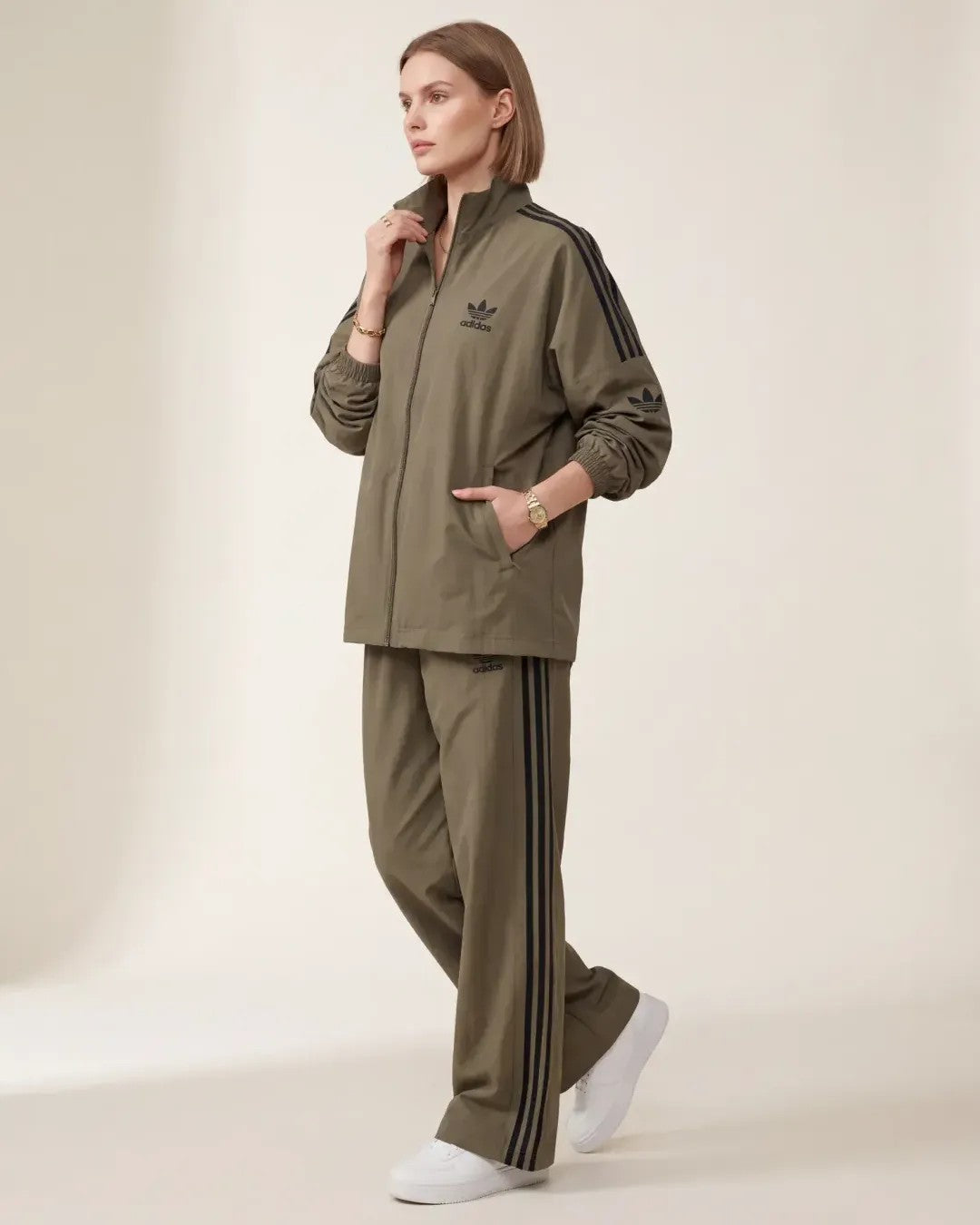 Must Have Track Set - Zeti - three-quarter view