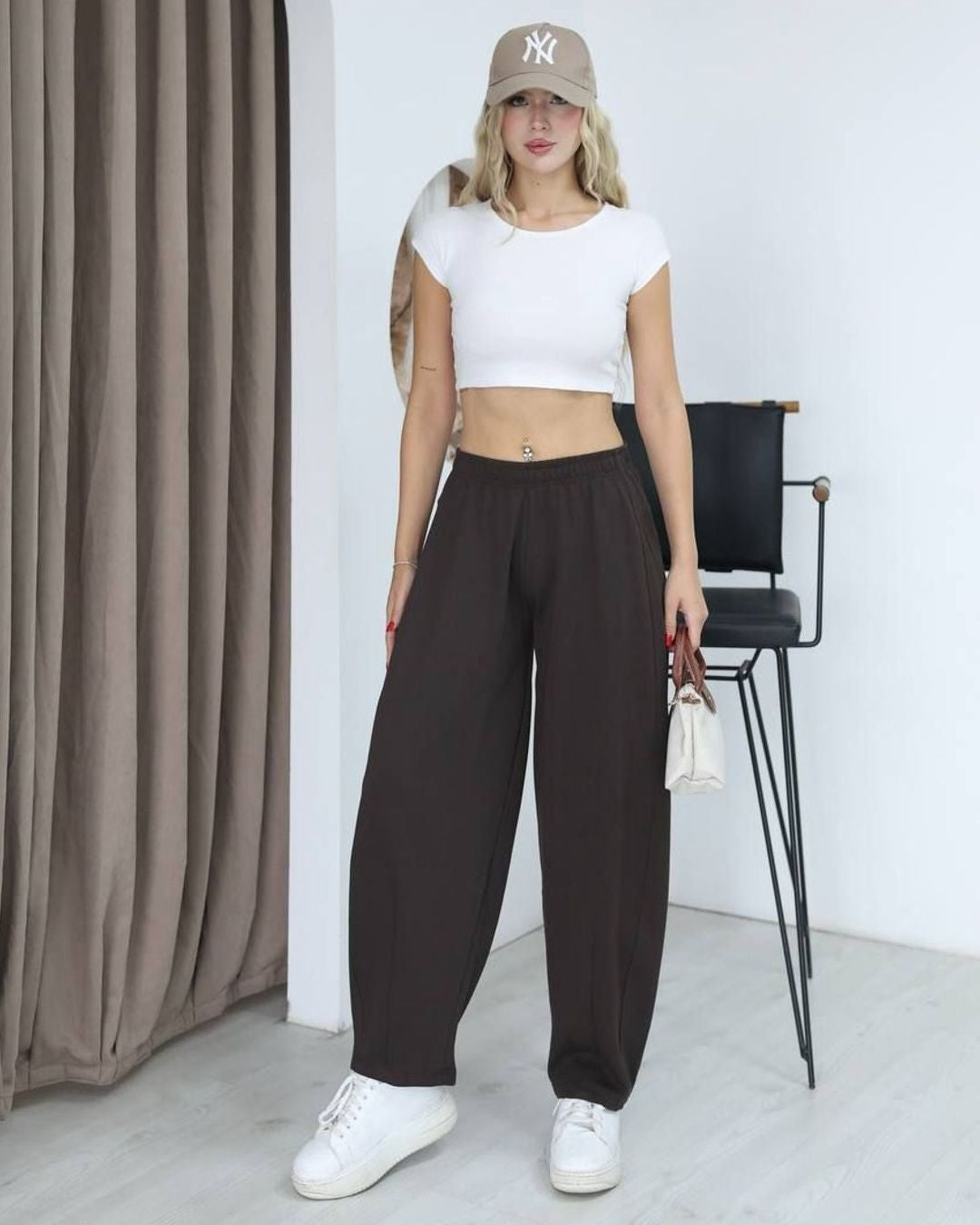 Pants - Brown - front view