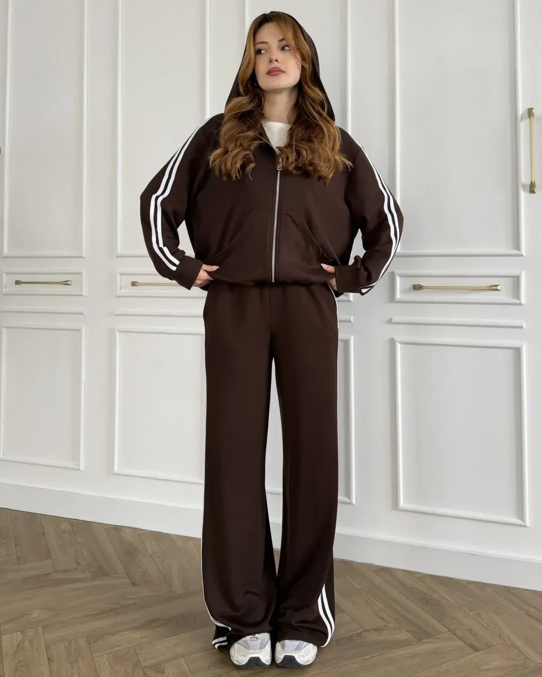 Relaxed Fit Two Pcs Set - Brown - front view
