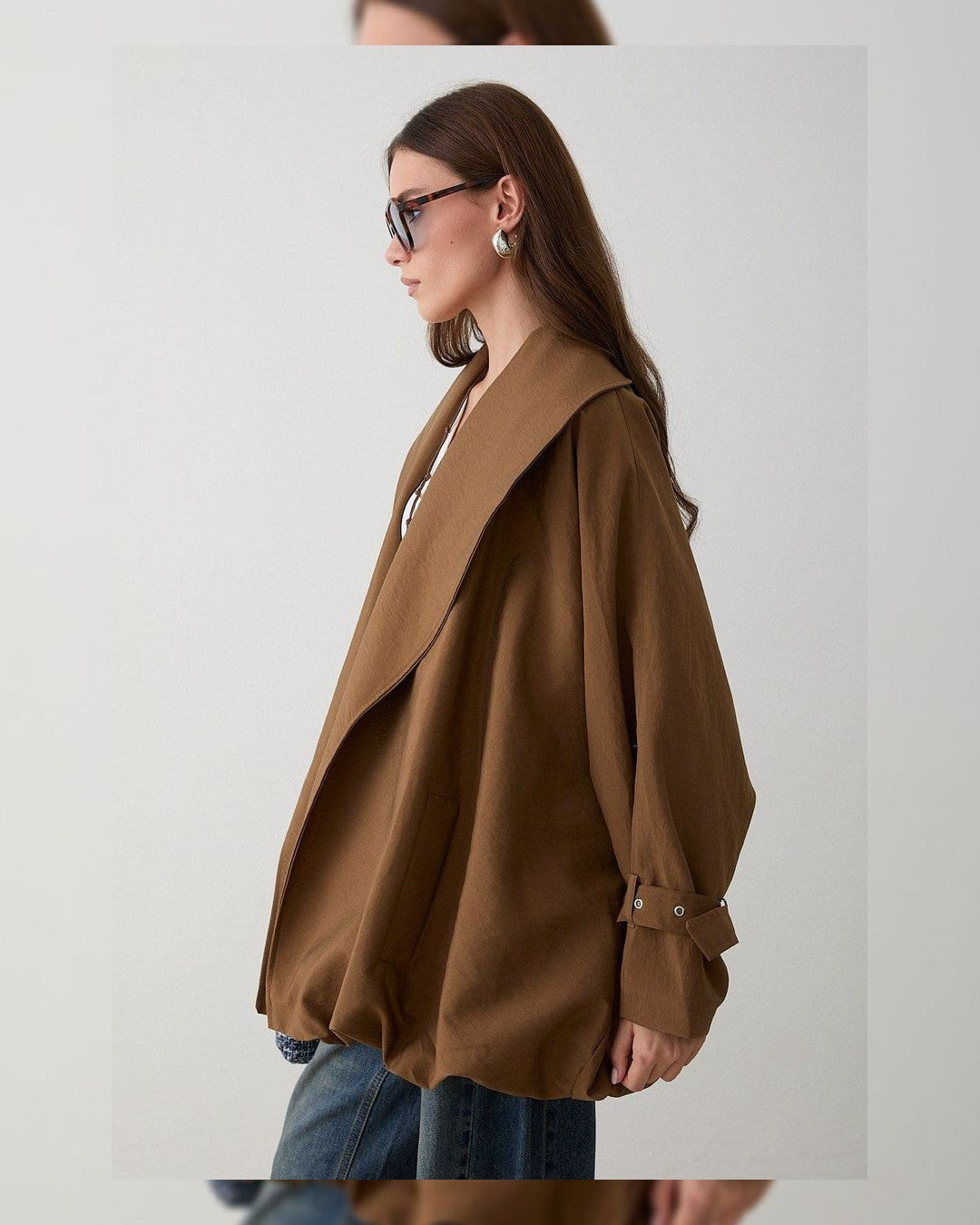 Short Trench Coat - Brown - side view