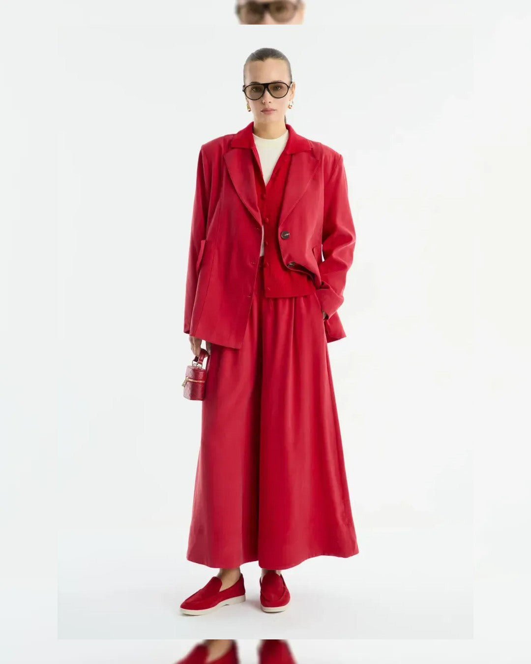 Two Piece Set + Belt - Red - front view