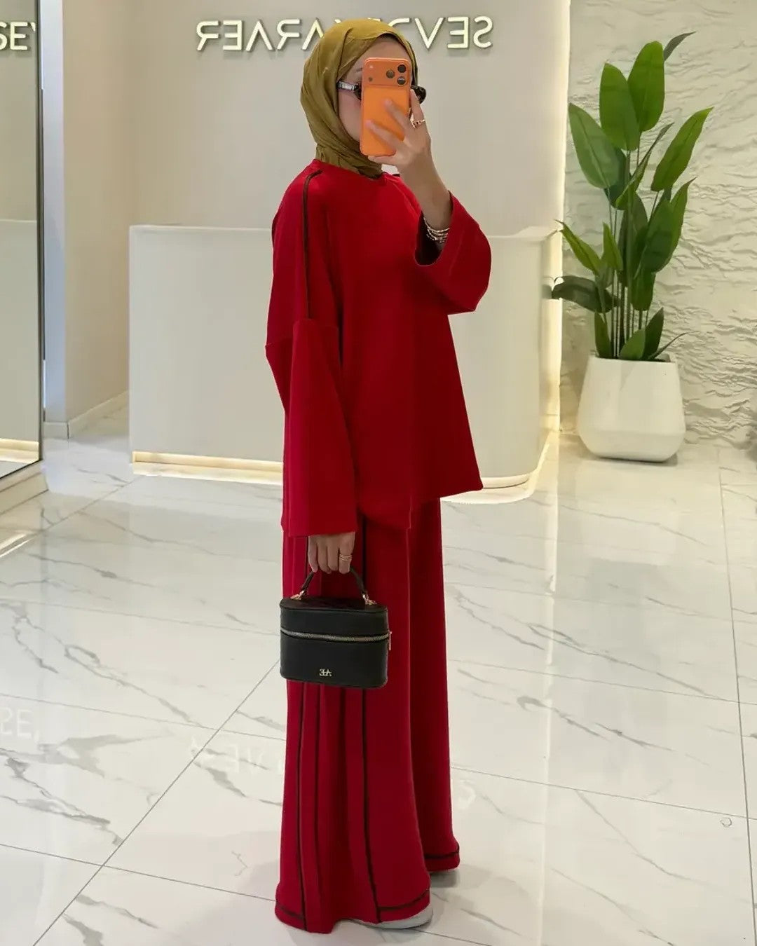 Two Piece Set