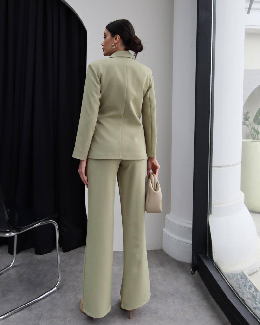 Atelier Muse Suit