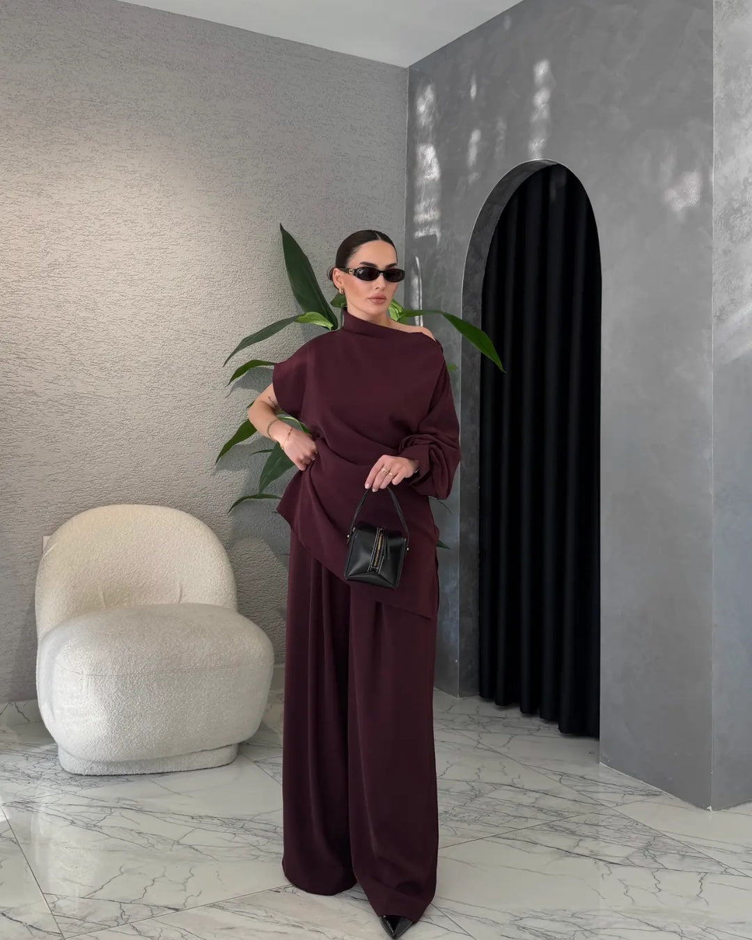Chic Flow One-Shoulder Set