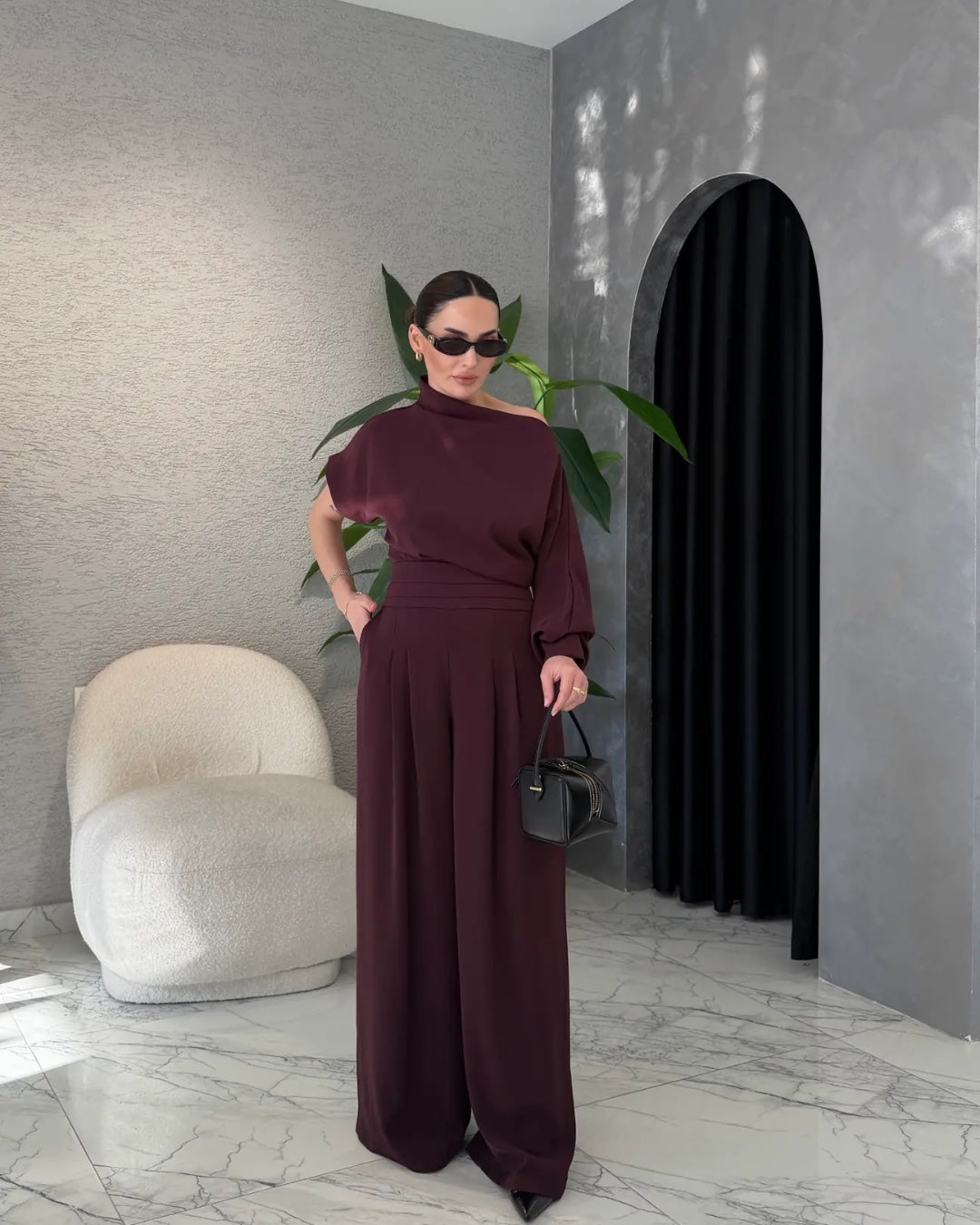 Chic Flow One-Shoulder Set