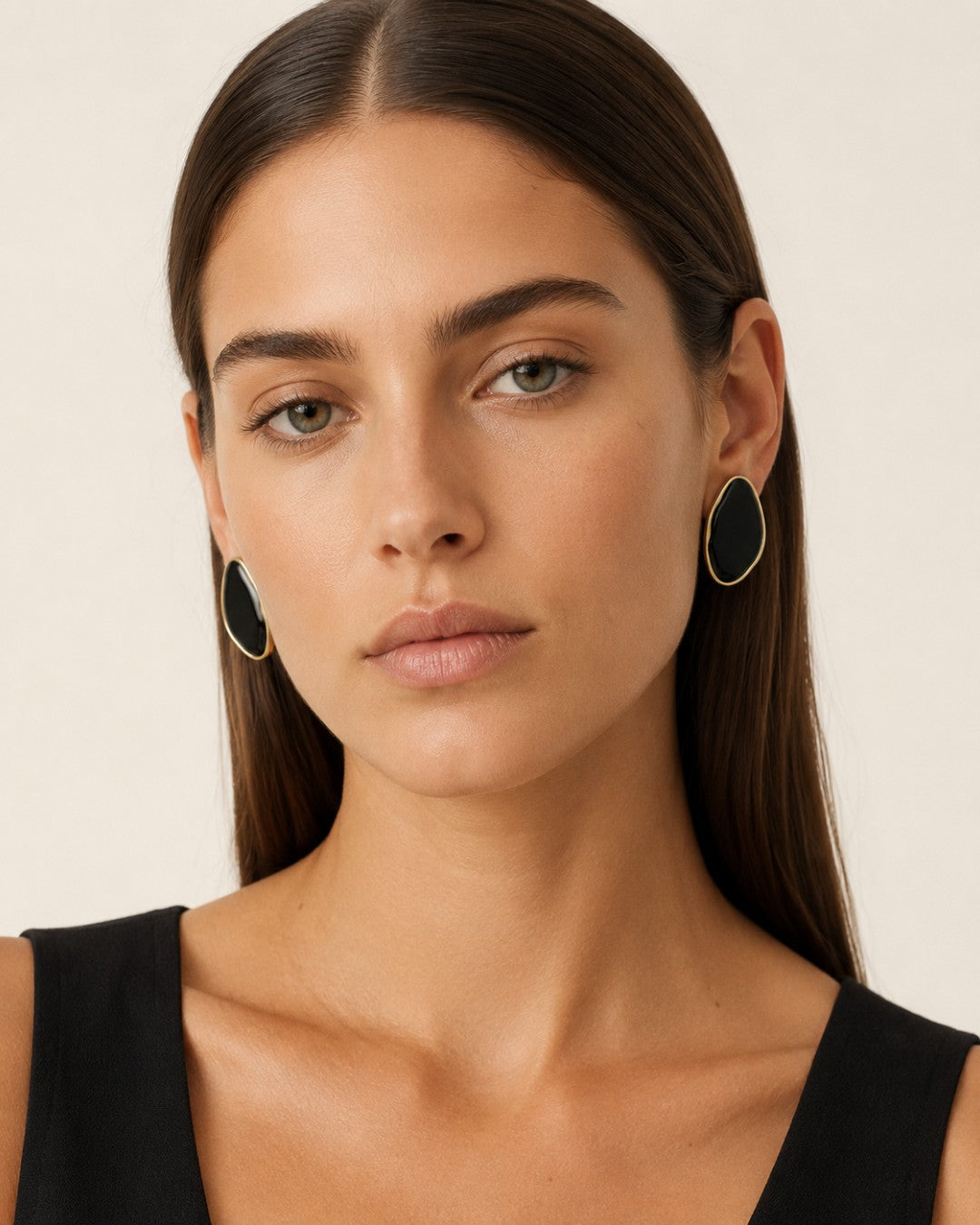 Claret Gloss Oval Studs