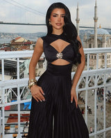 Elegant Cut-Out Pleated Jumpsuit
