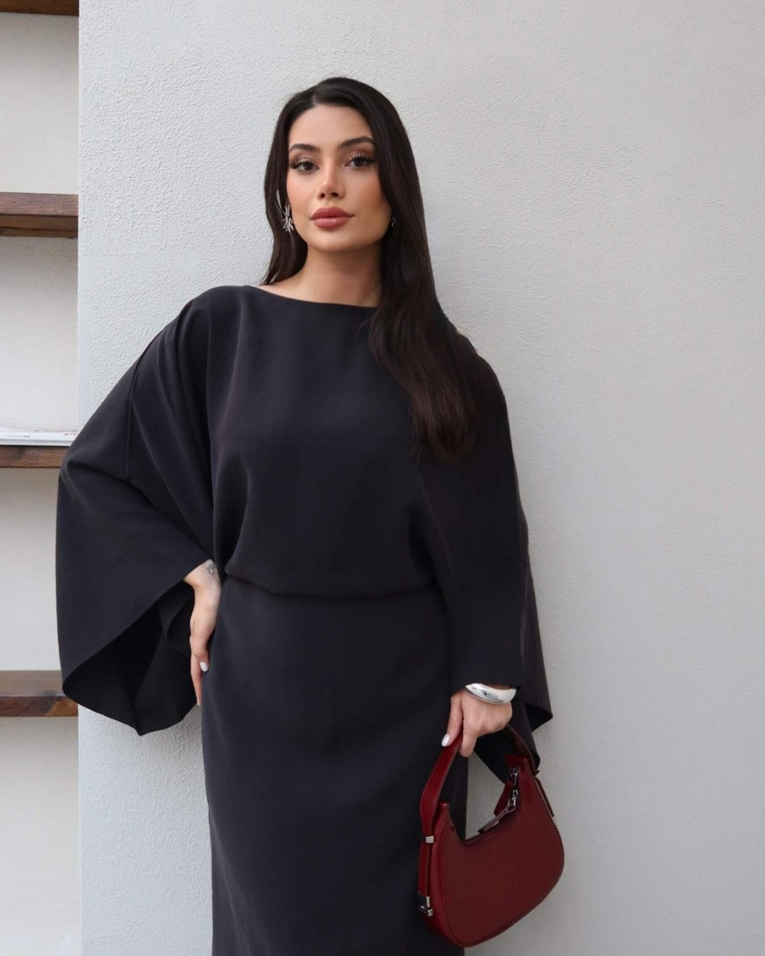 Elegant Flow Sleeve Dress