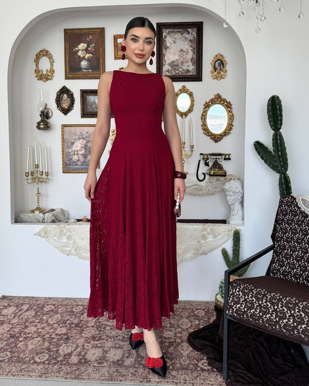 Elegant Waistline Lace Dress