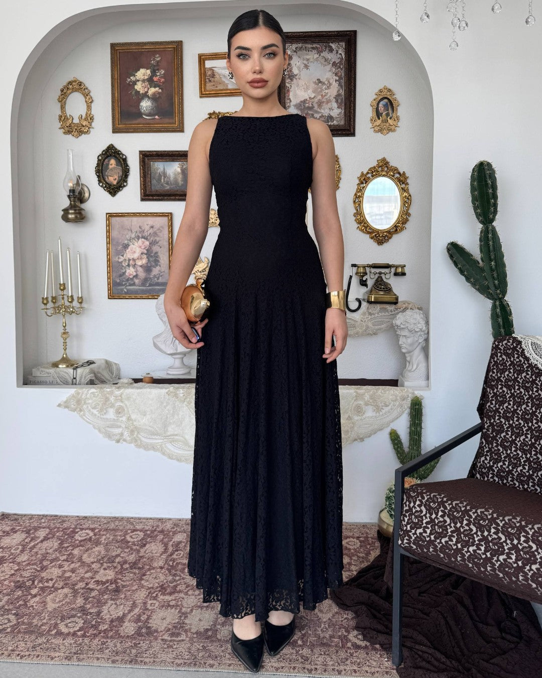 Elegant Waistline Lace Dress