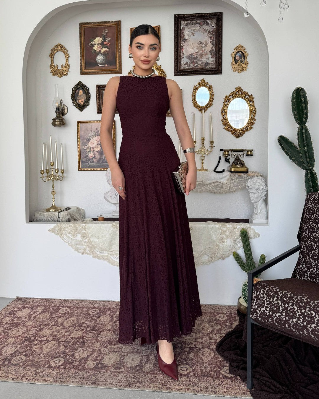 Elegant Waistline Lace Dress