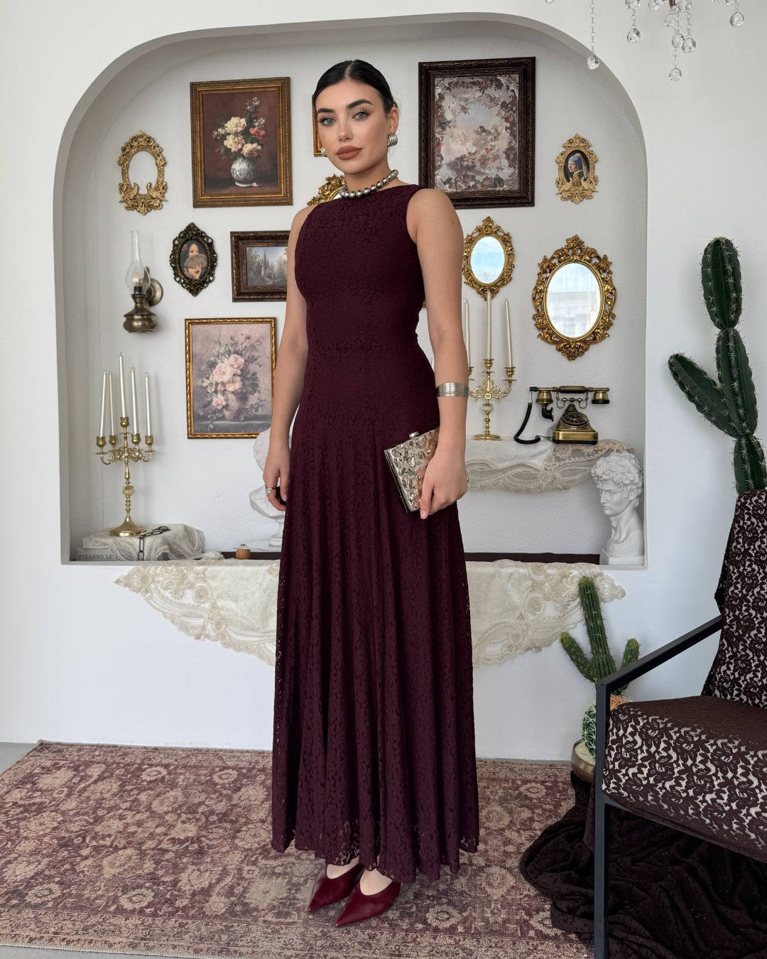 Elegant Waistline Lace Dress