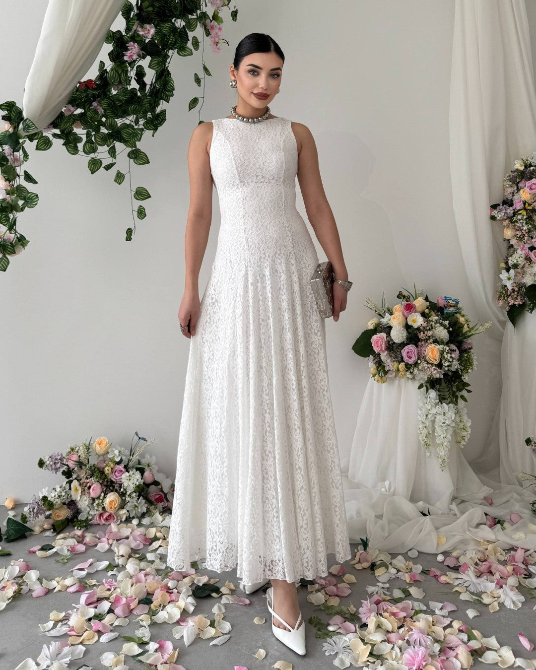 Elegant Waistline Lace Dress