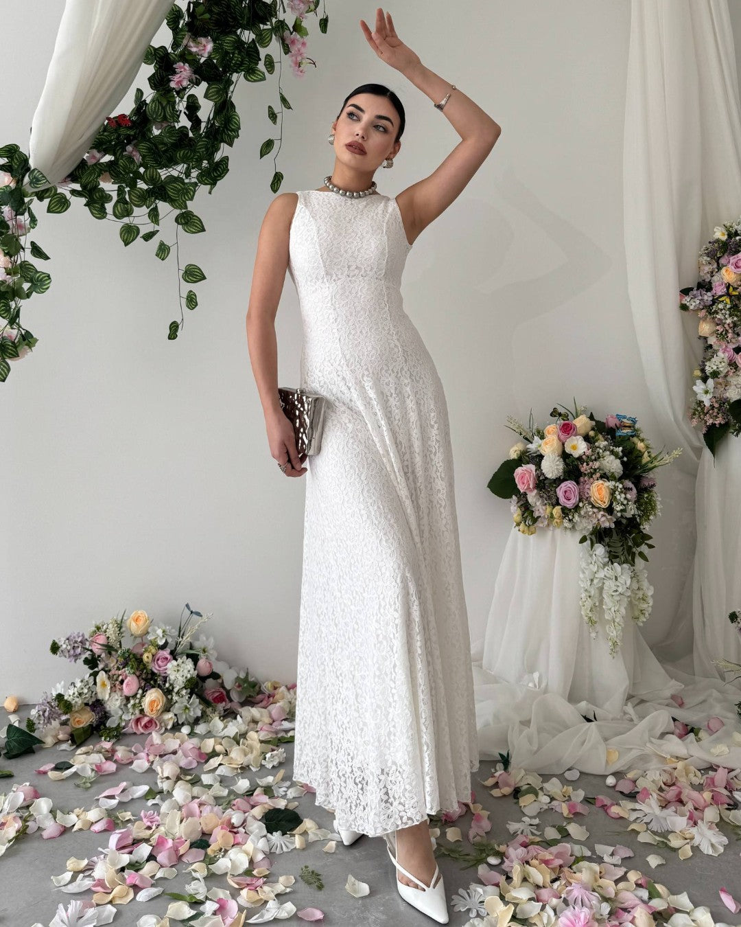 Elegant Waistline Lace Dress