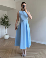 Étoile Belted Midi Dress