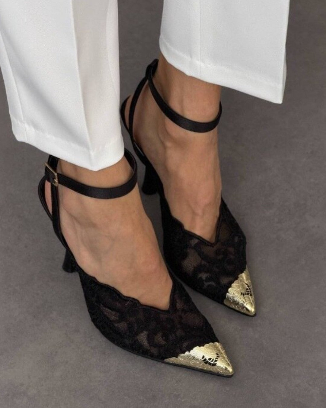 Faiz Inspired Lace Pumps With Metal Detail