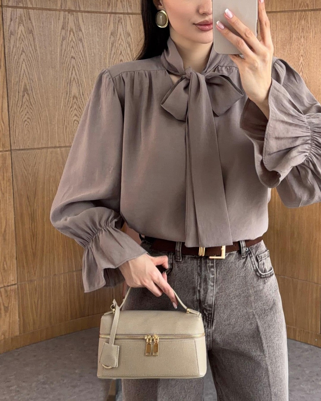 Feminine Bow Tie Blouse