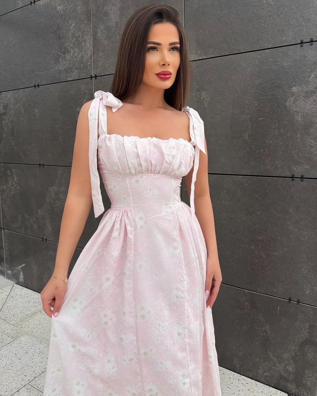 Feminine Floral Dress
