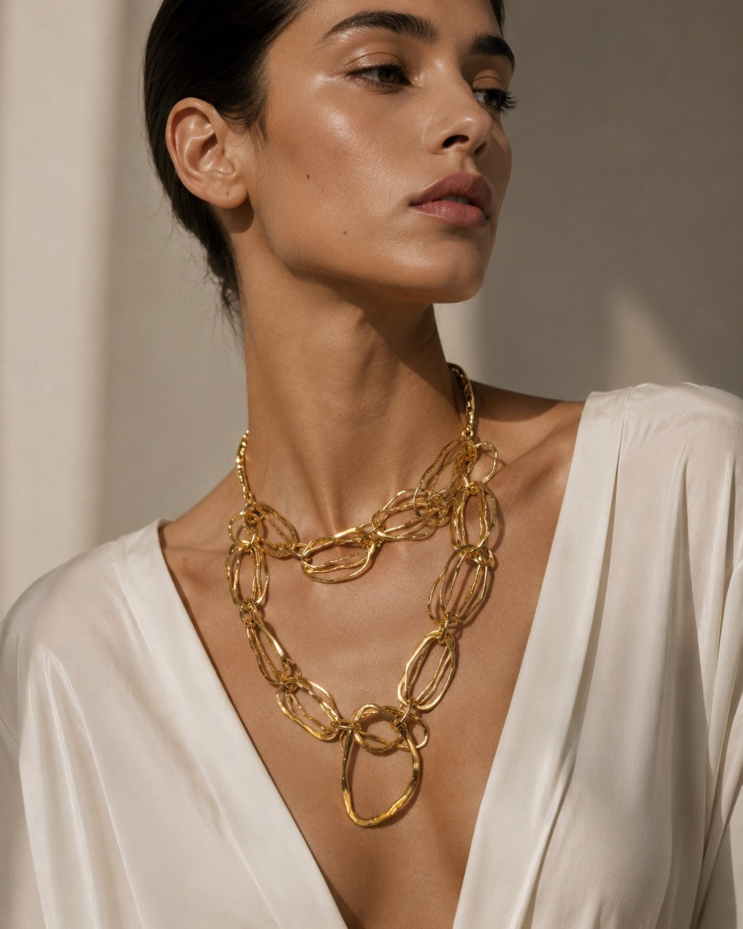 Gilded Aura Collar