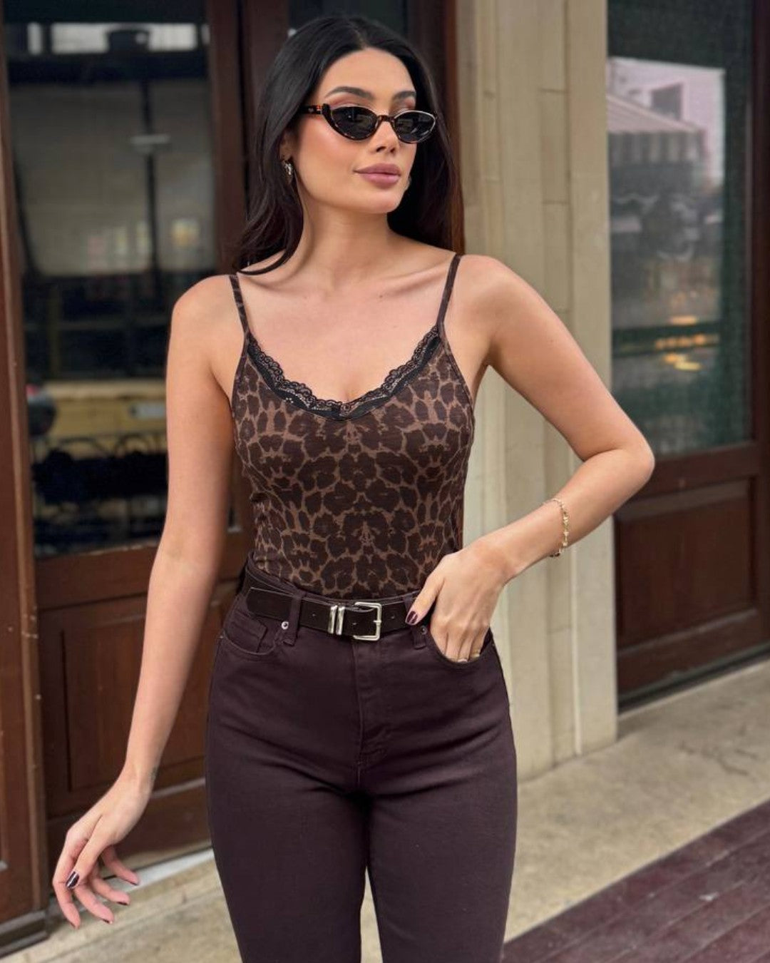 Leopard Lace Essential