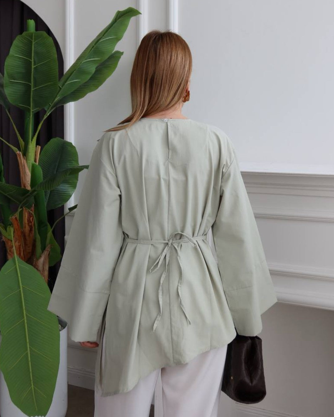 Luna Asymmetric Top
