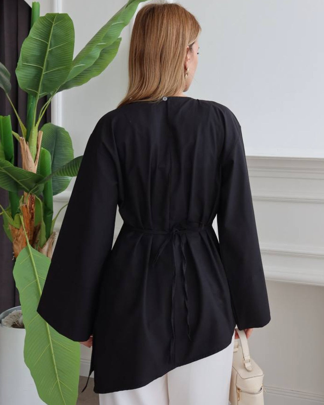 Luna Asymmetric Top