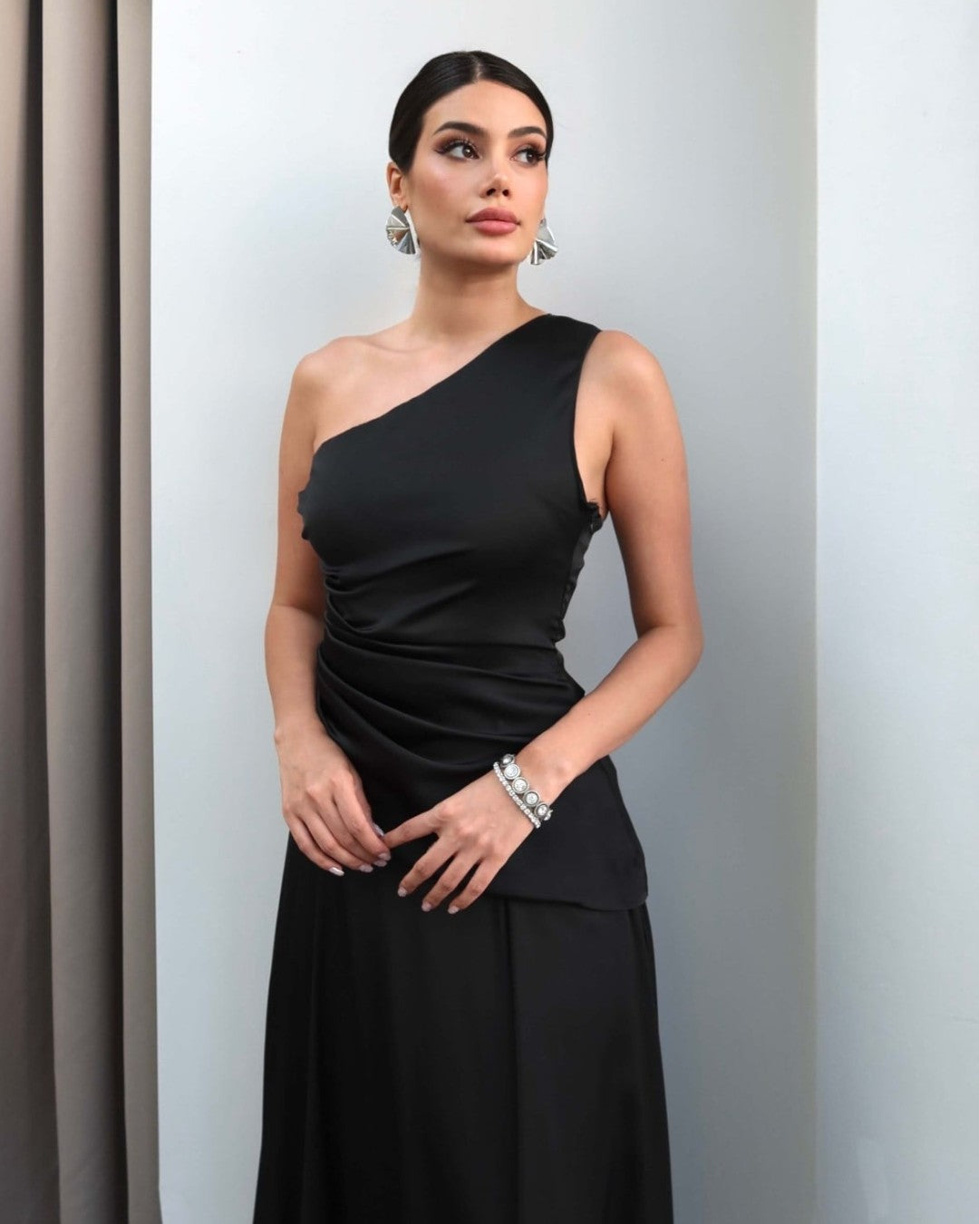Lyra One-Shoulder Maxi Dress