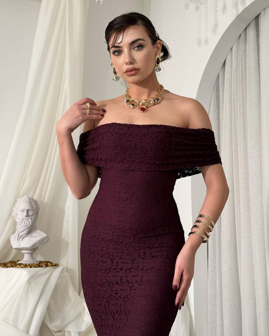 Off-Shoulder Lace Siren Gown
