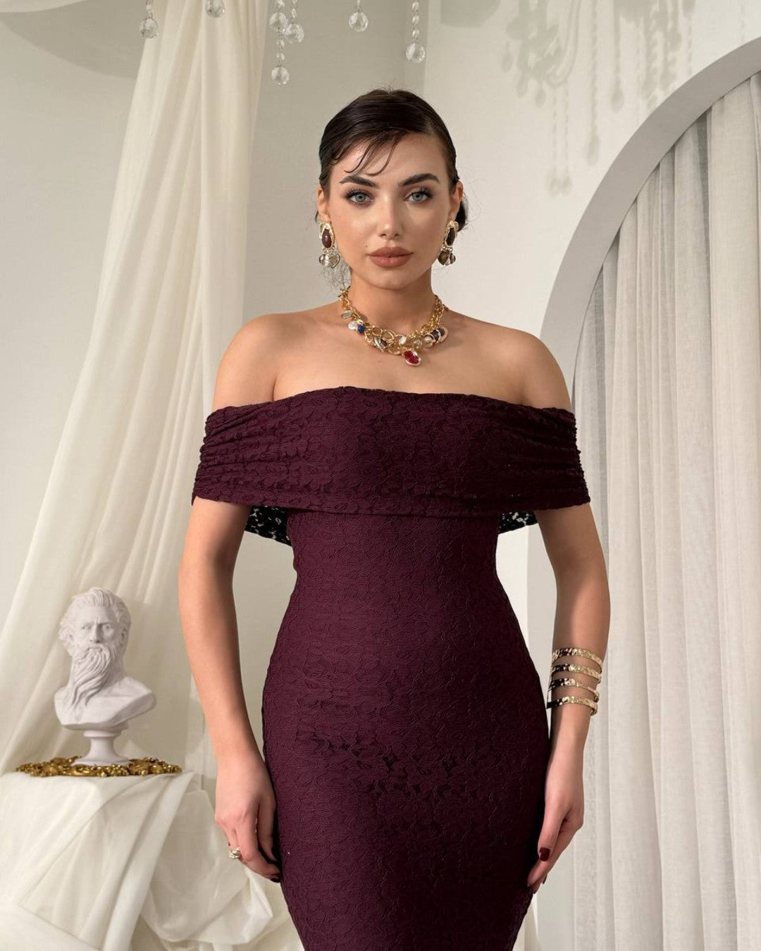 Off-Shoulder Lace Siren Gown