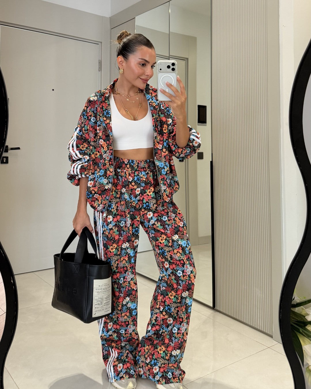 Rivelle Floral Track Set