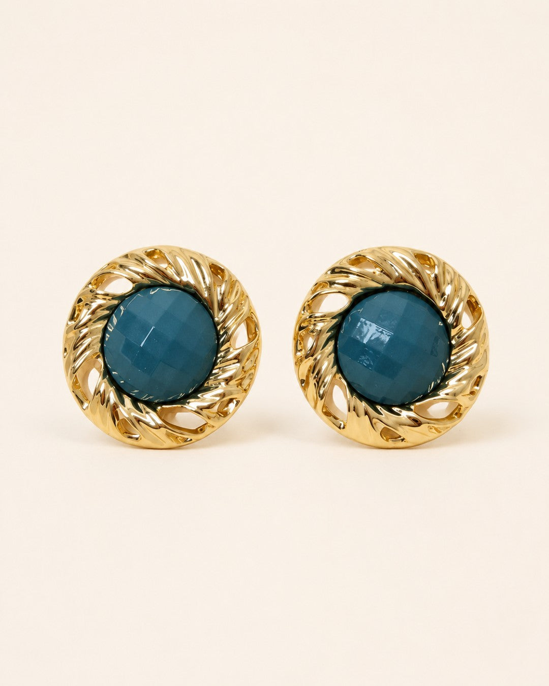 Rope-Frame Cabochon Studs