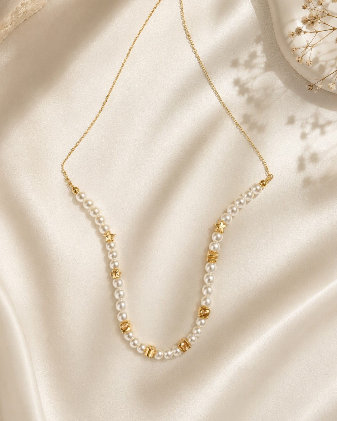 Soft Luxe Pearl Necklace